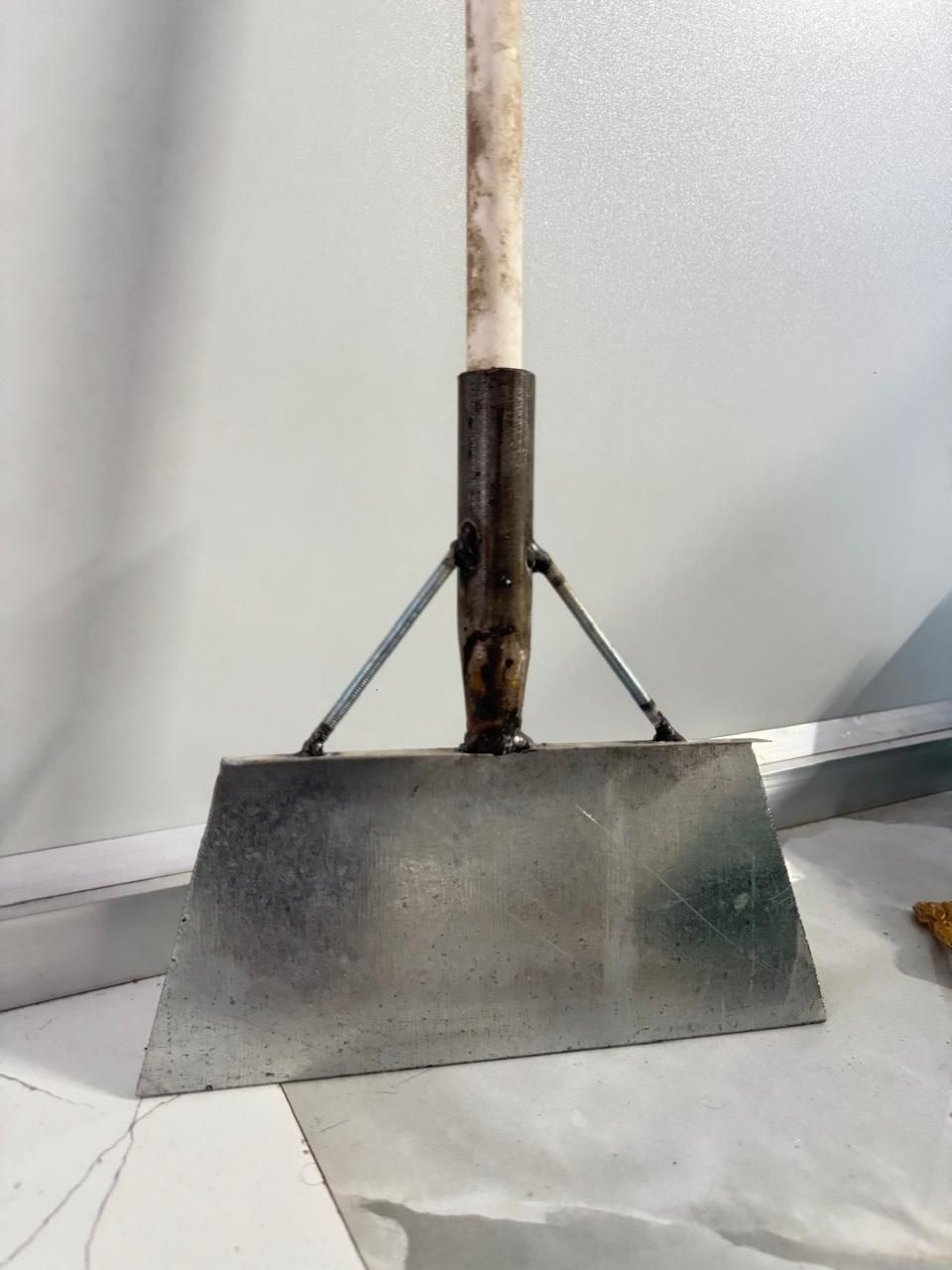 Deep Cleaning Flat Shovel